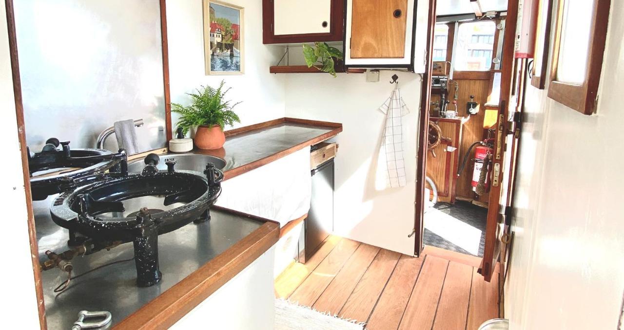 Varra Water - Unique Boat Accomodation - Bornholm - Fjaelstavn Nexo Exterior photo